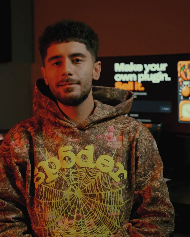 Eissa, founder of VocalEssential and Sidechain, at his desk